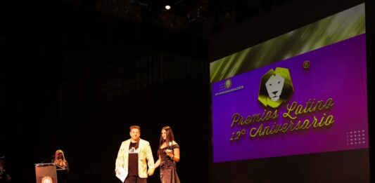 Los Machinga reciben en Madrid el galardón a Mejor Canción de Rock Infantil en los Premios Talento Latino 2026