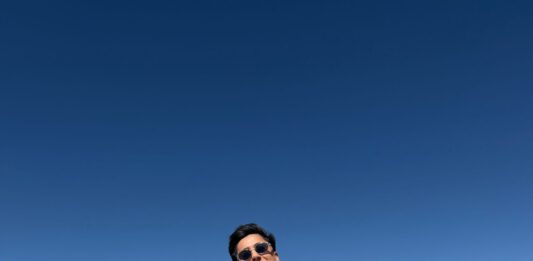 Yaluna, el “Rey del Pop” de Tiktok, lanza su nuevo single “Renata o Plata”