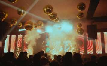 Youngers Discoteque anuncia su fecha en Puerto Montt, la iniciativa para mayores de 50 años